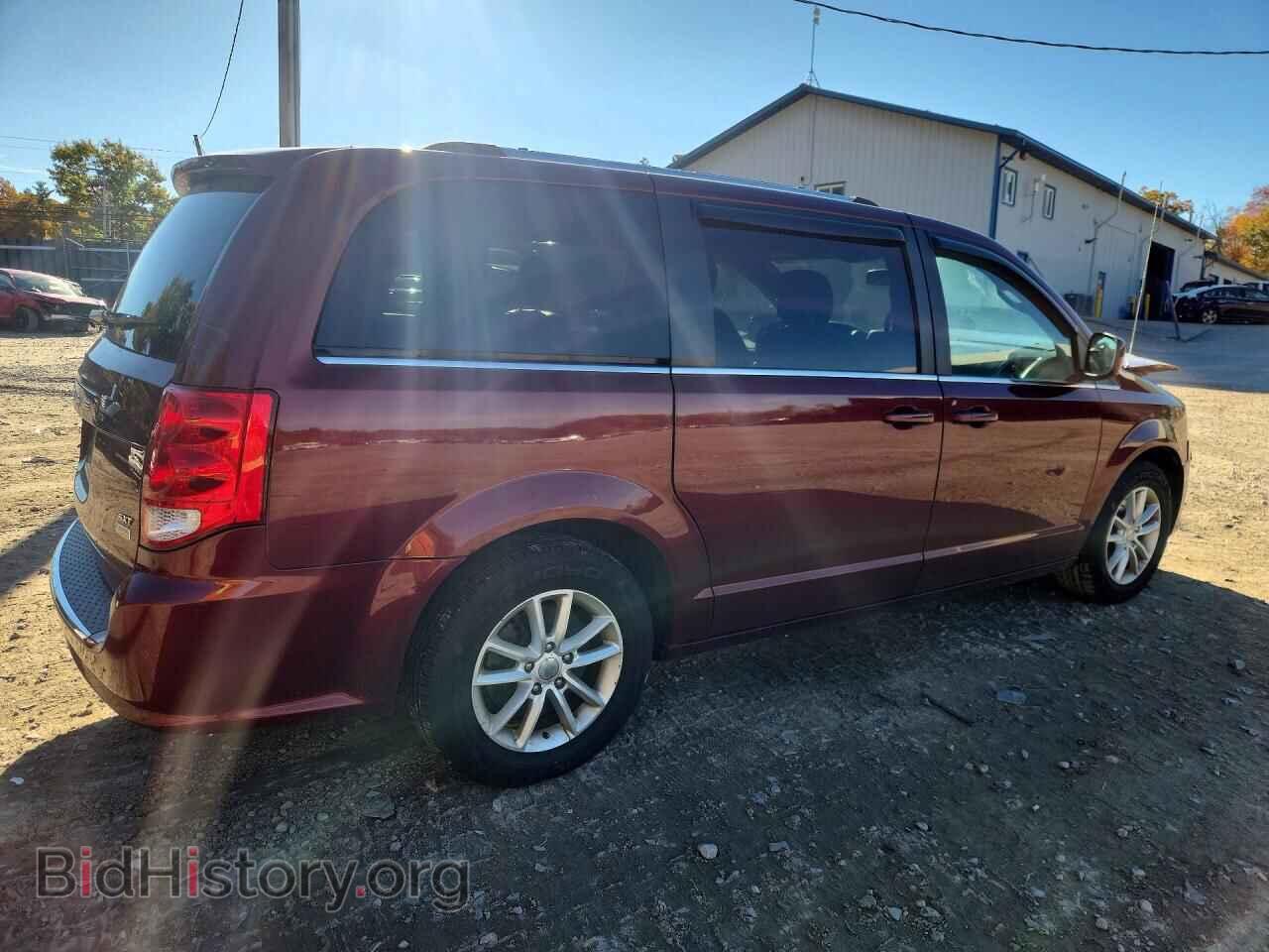 2018 Dodge CARAVAN (VIN 2C4RDGCG0JR240072) — photo 3 of 13