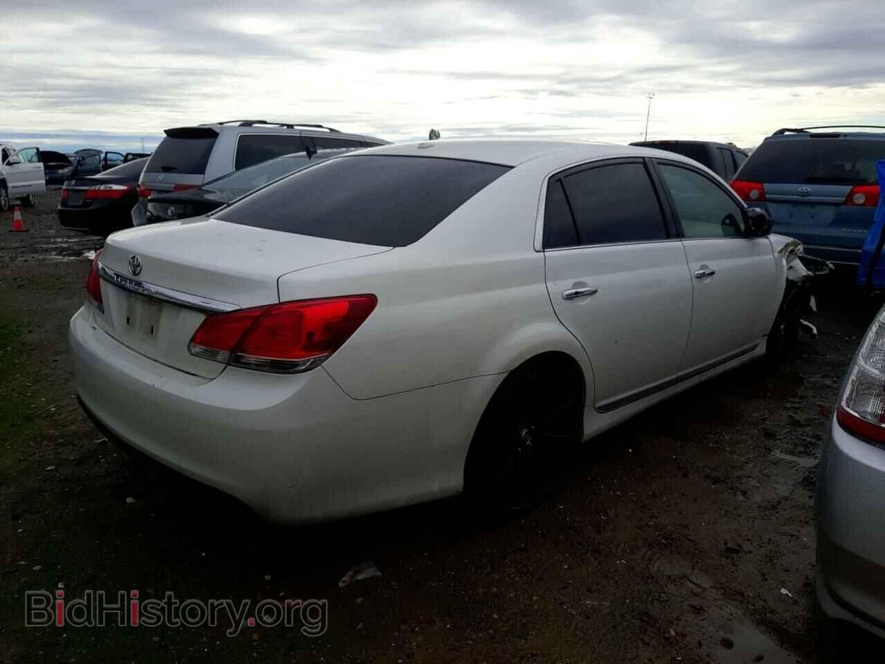 2011 TOYOTA AVALON - VIN: 4T1BK3DB7BU433595 - Фото 3
