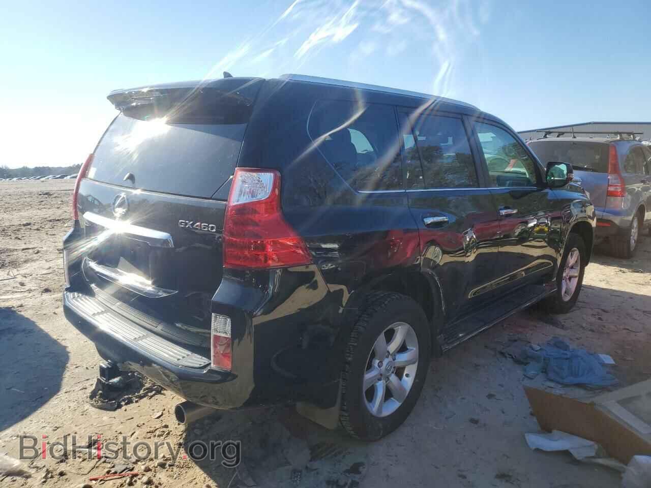 2011 LEXUS GX - VIN: JTJBM7FX4B5028686 - Фото 3
