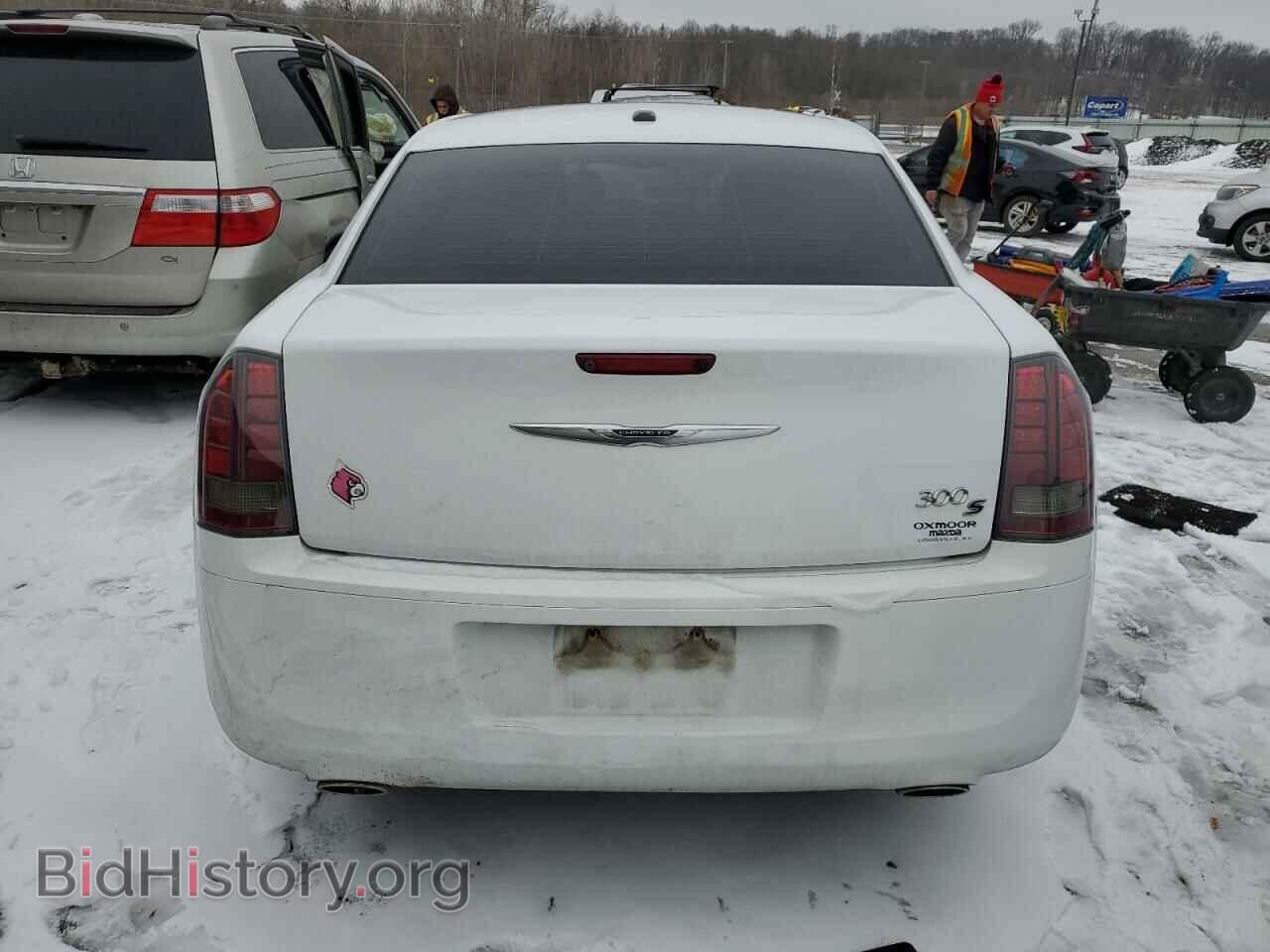 2014 CHRYSLER 300 - VIN: 2C3CCABG1EH357103 - Фото 6