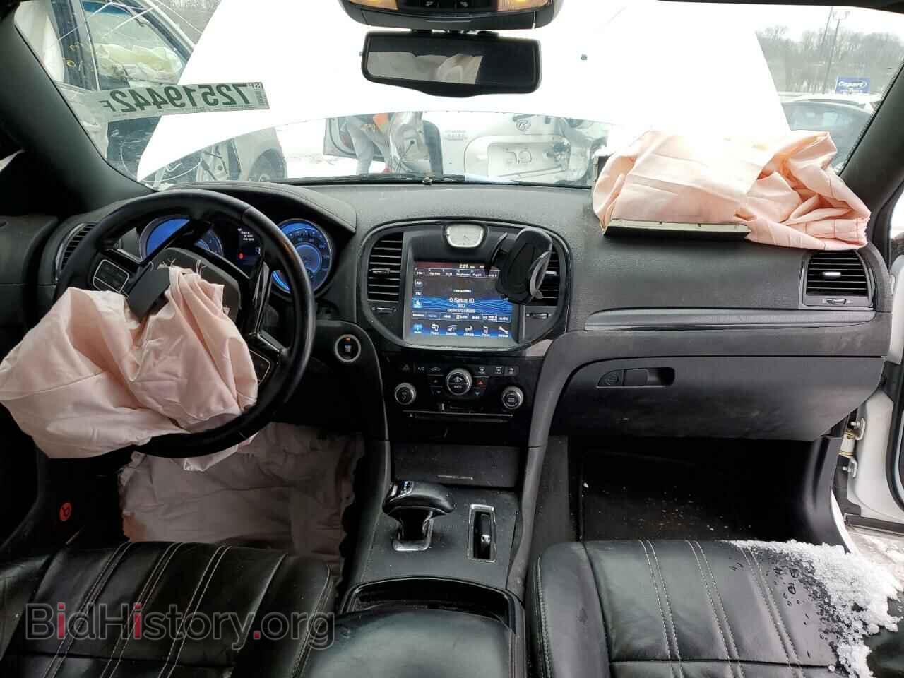 2014 CHRYSLER 300 - VIN: 2C3CCABG1EH357103 - Фото 8