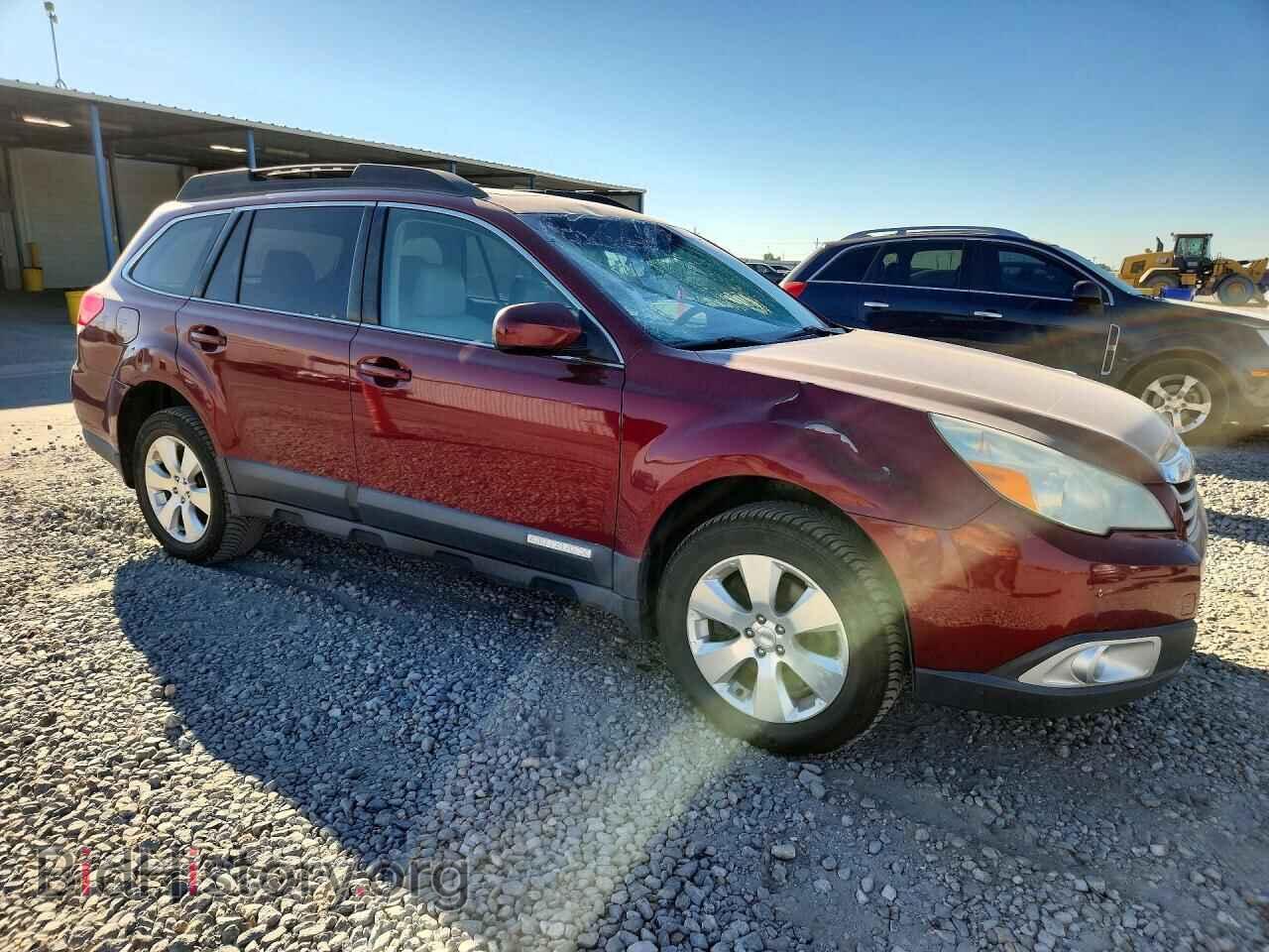 2011 SUBARU OUTBACK - VIN: 4S4BRDKC2B2375582 - Photo 4