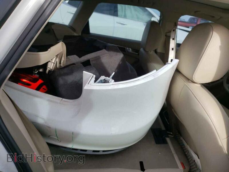 2012 Audi A4 (VIN WAUWFAFL7CA005563) — photo 10 of 13
