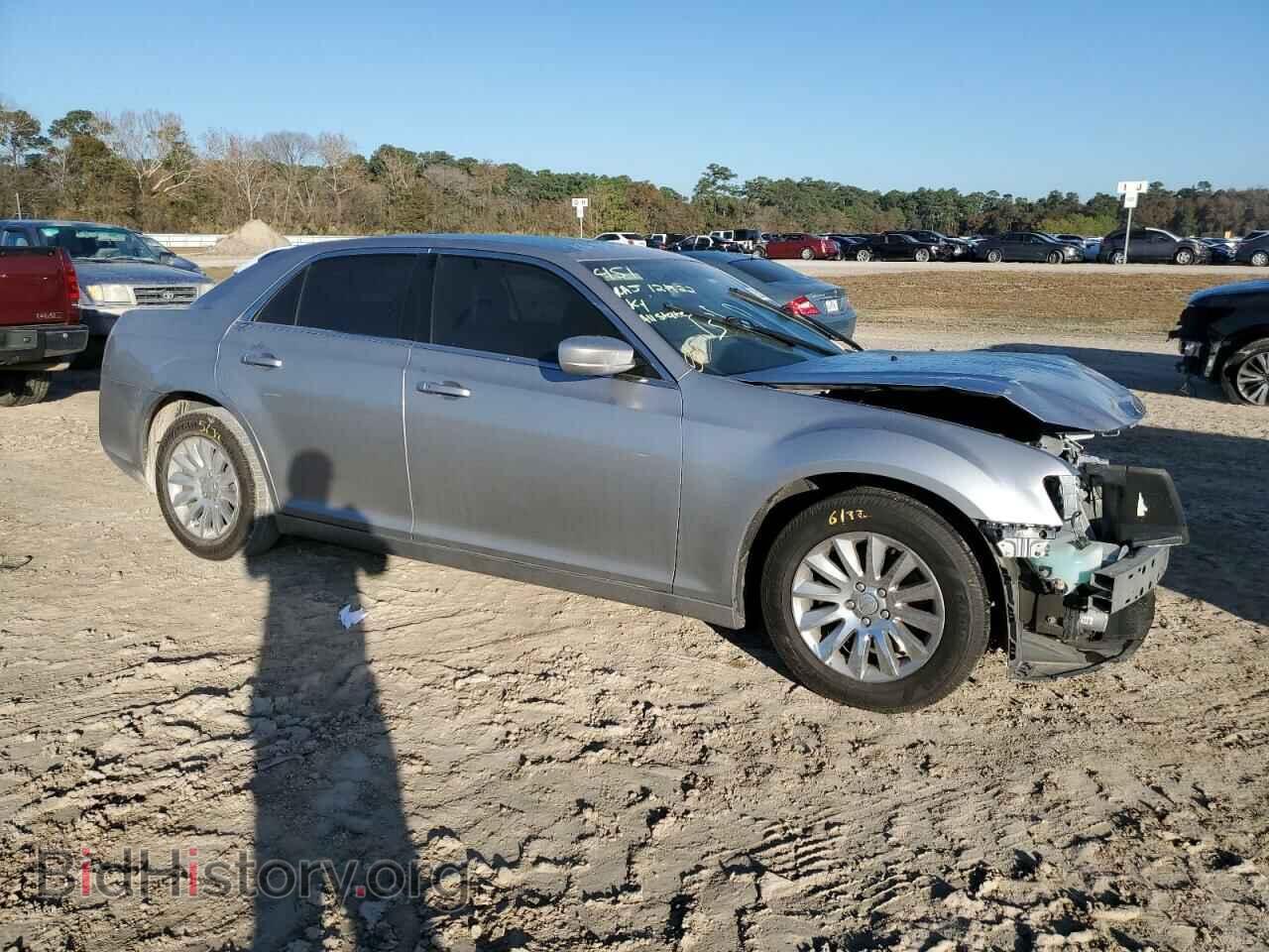 2014 CHRYSLER 300 - VIN: 2C3CCAAG1EH355692 - Фото 4
