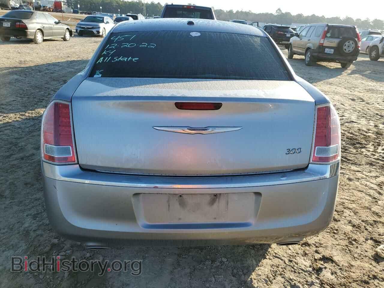 2014 CHRYSLER 300 - VIN: 2C3CCAAG1EH355692 - Фото 6