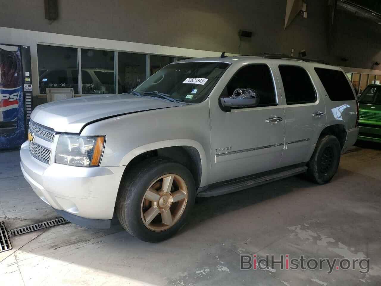 Photo 1GNSCCE06DR185254 - CHEVROLET TAHOE 2013