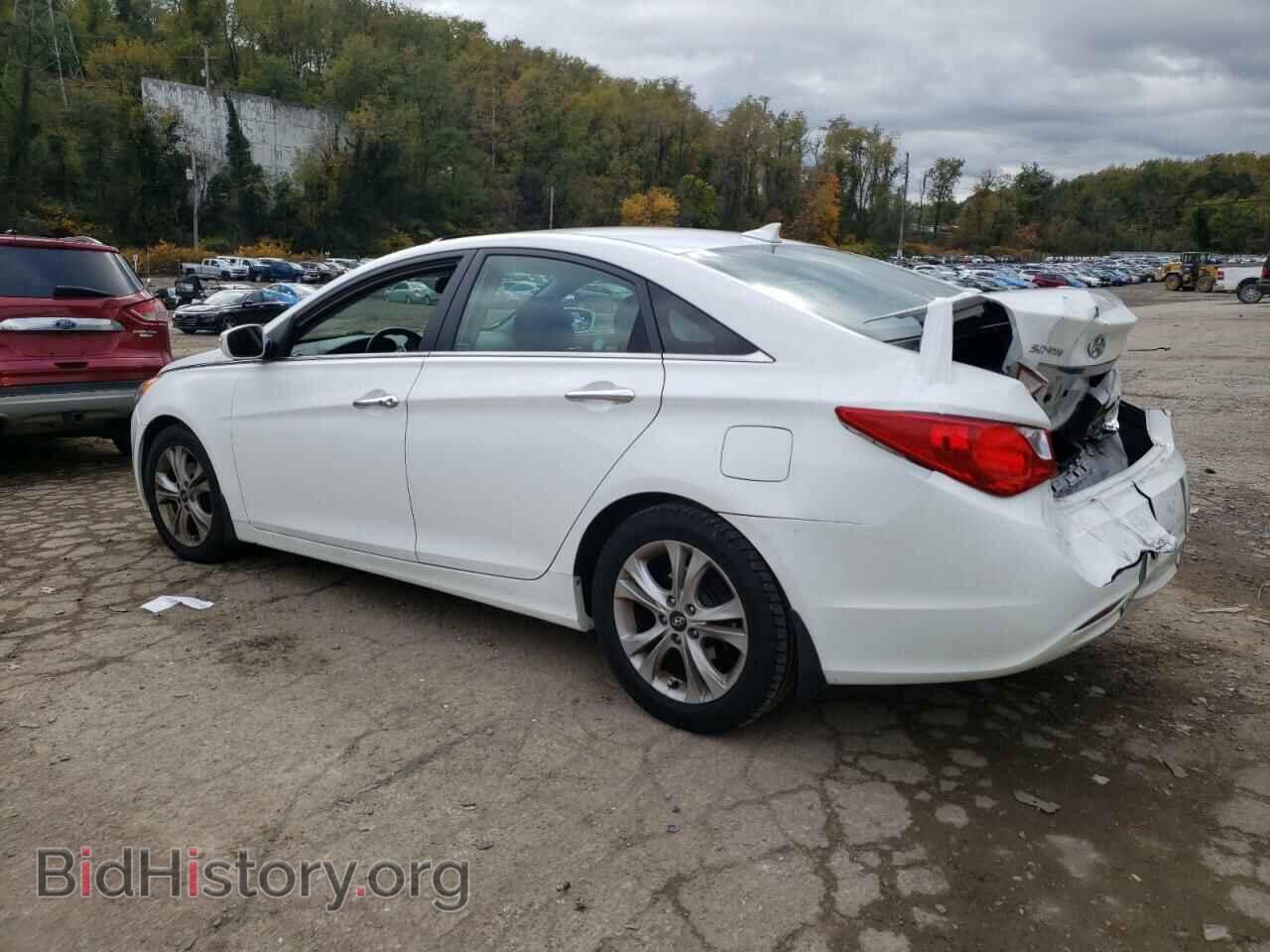 2013 HYUNDAI SONATA - VIN: 5NPEC4AC2DH607104 - Фото 2