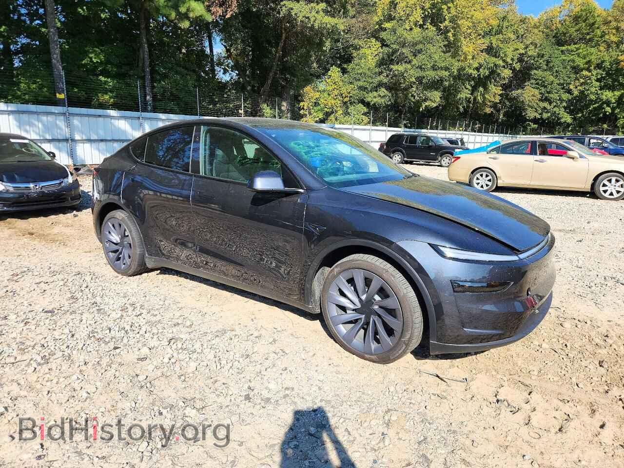 2026 TESLA MODEL Y - VIN: 7SAYGDEE5TA667386 - Photo 4