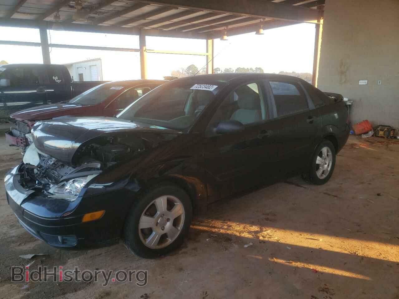 Фотография 1FAHP34N47W362335 - FORD FOCUS 2007