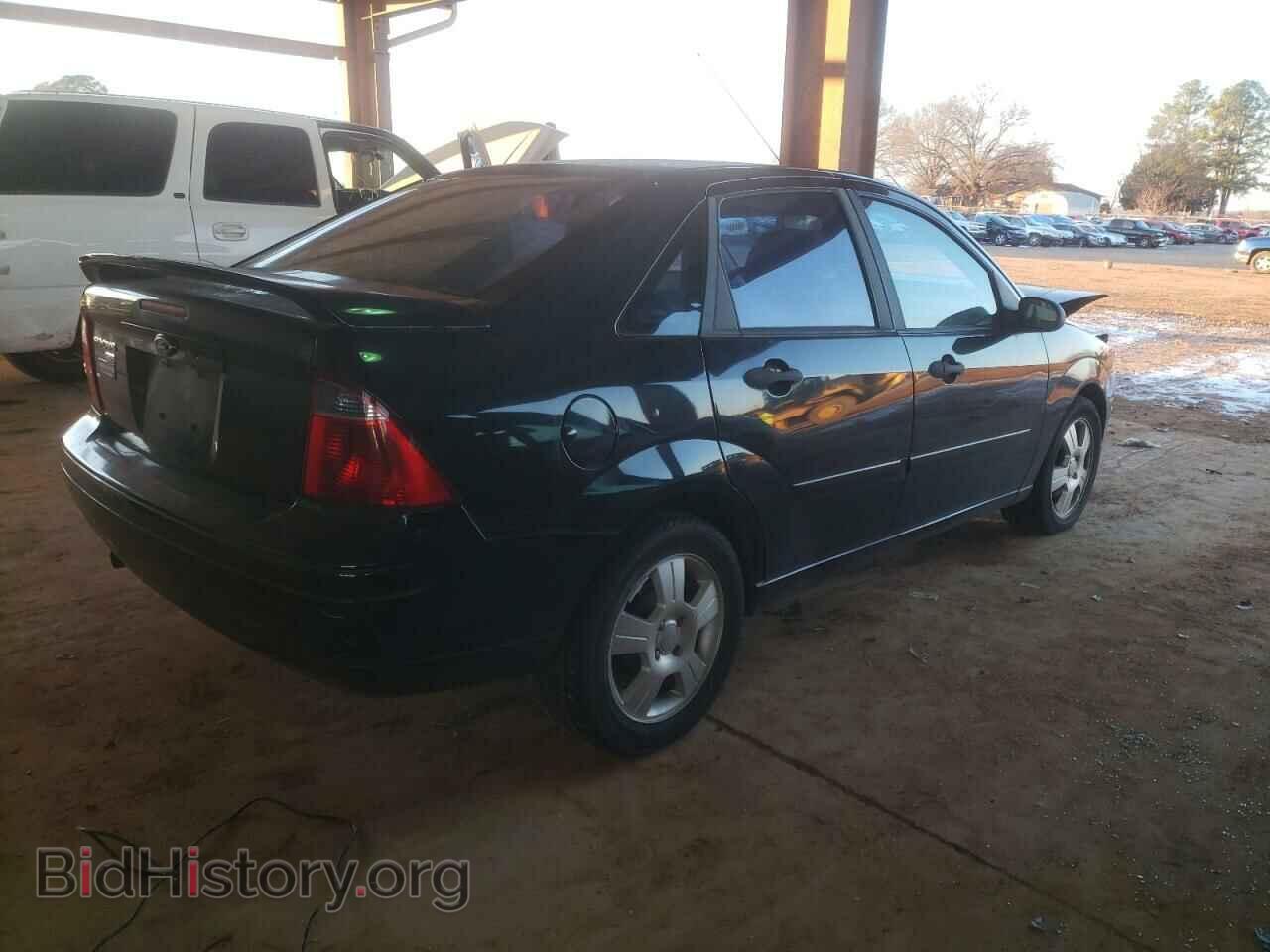 2007 FORD FOCUS - VIN: 1FAHP34N47W362335 - Фото 3