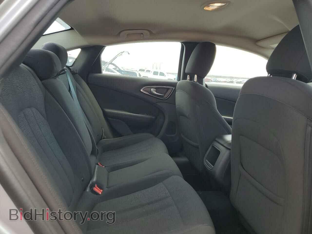 2016 CHRYSLER 200 - VIN: 1C3CCCAB6GN181516 - Фото 10