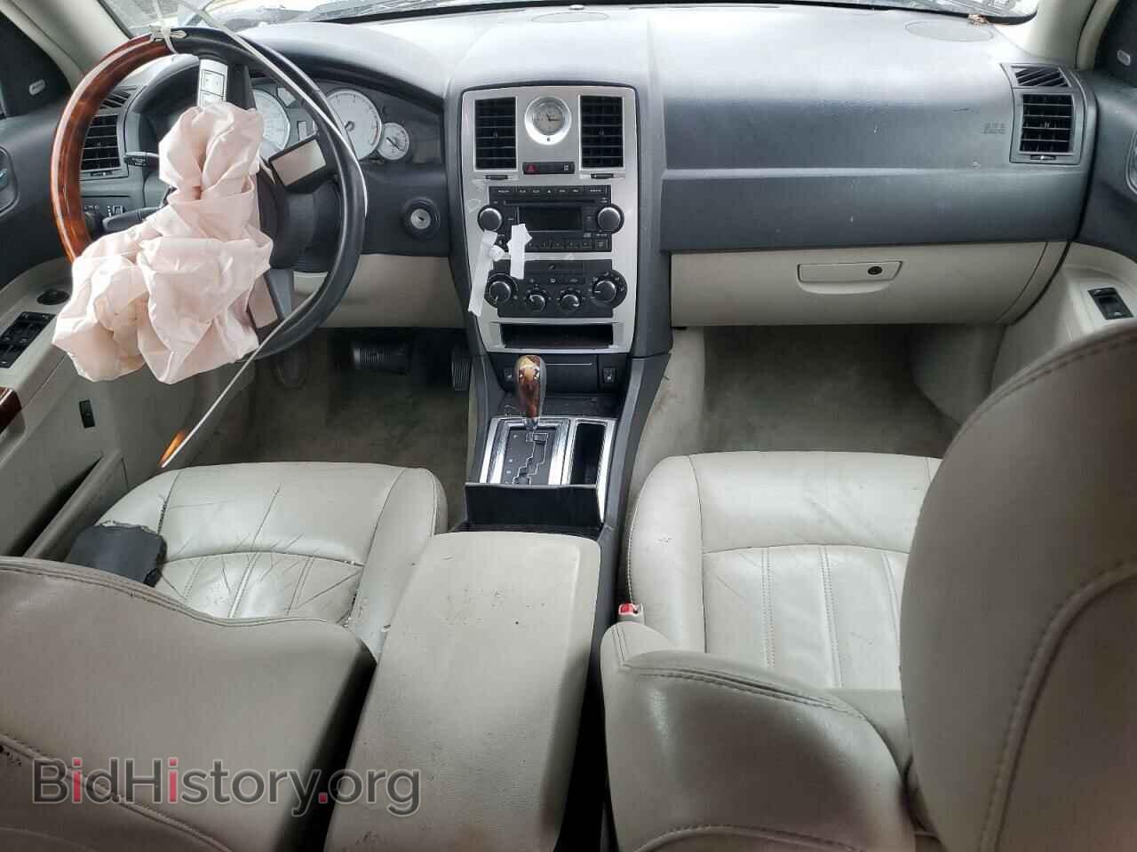 2006 CHRYSLER 300 - VIN: 2C3KA63H86H356909 - Фото 8