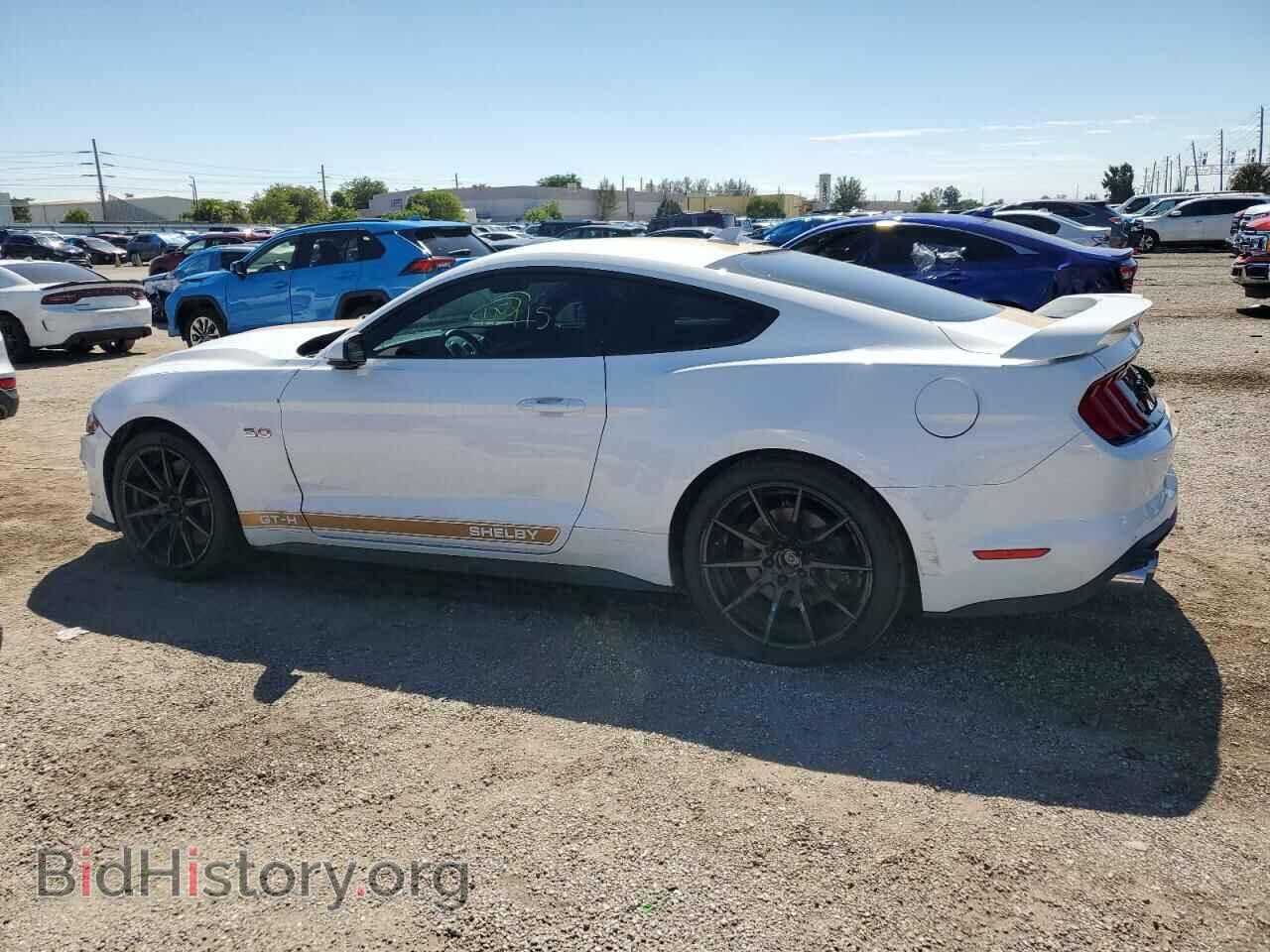 2022 FORD MUSTANG - VIN: 1FA6P8CF2N5117017 - Фото 2