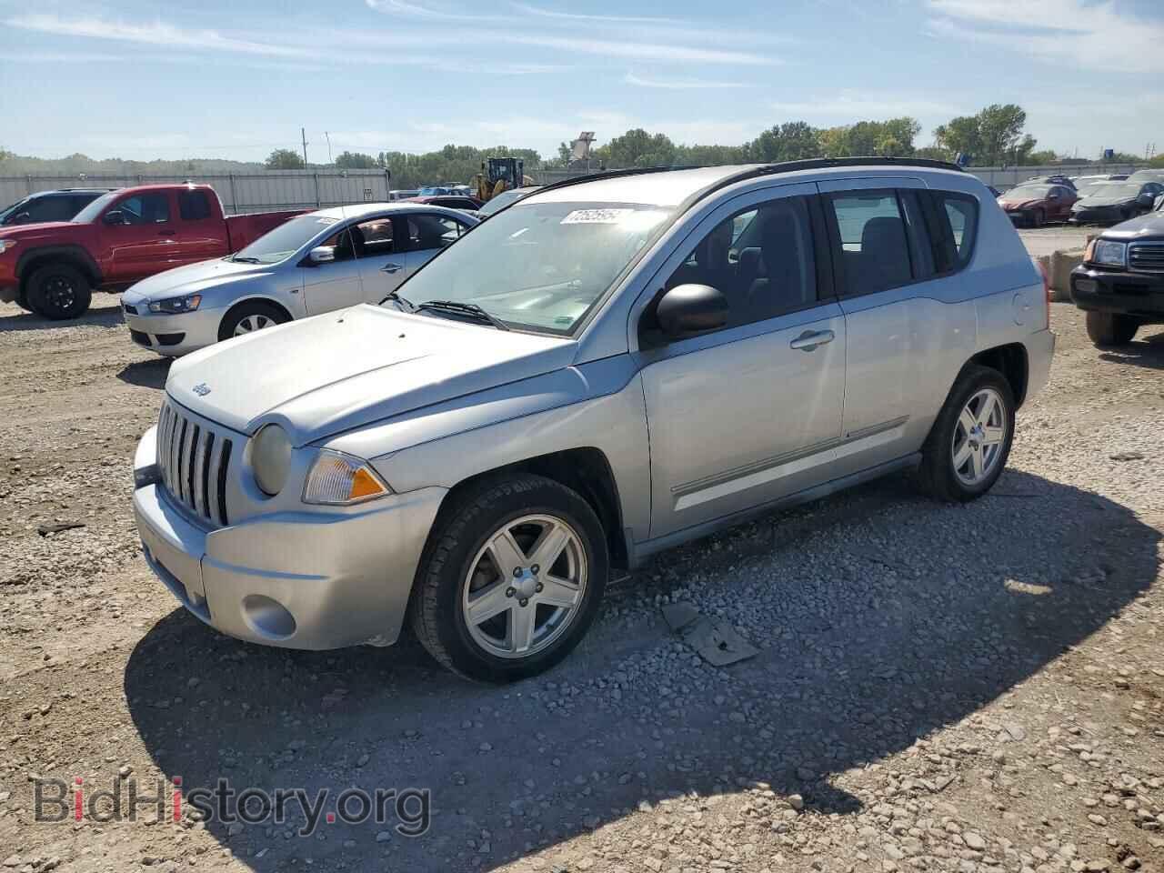 Photo 1J4NF4FB7AD649612 - JEEP COMPASS 2010