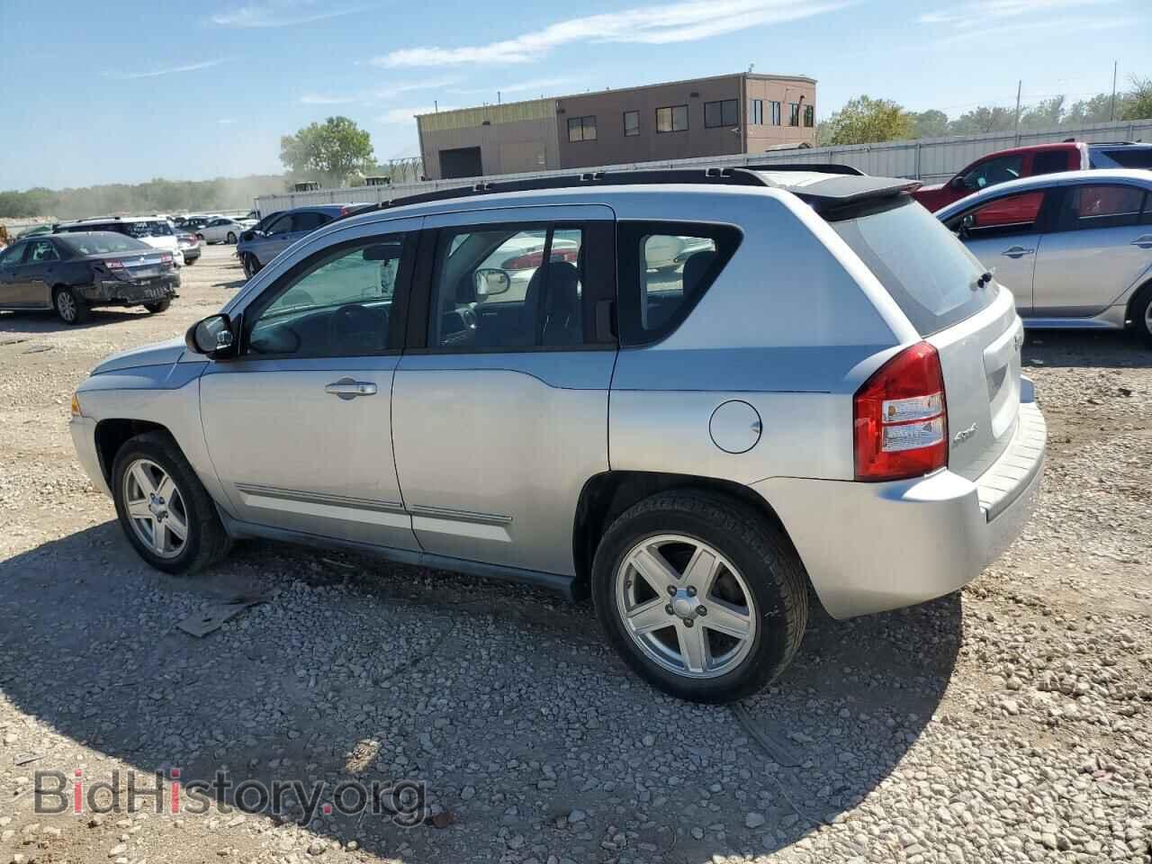 2010 JEEP COMPASS - VIN: 1J4NF4FB7AD649612 - Фото 2