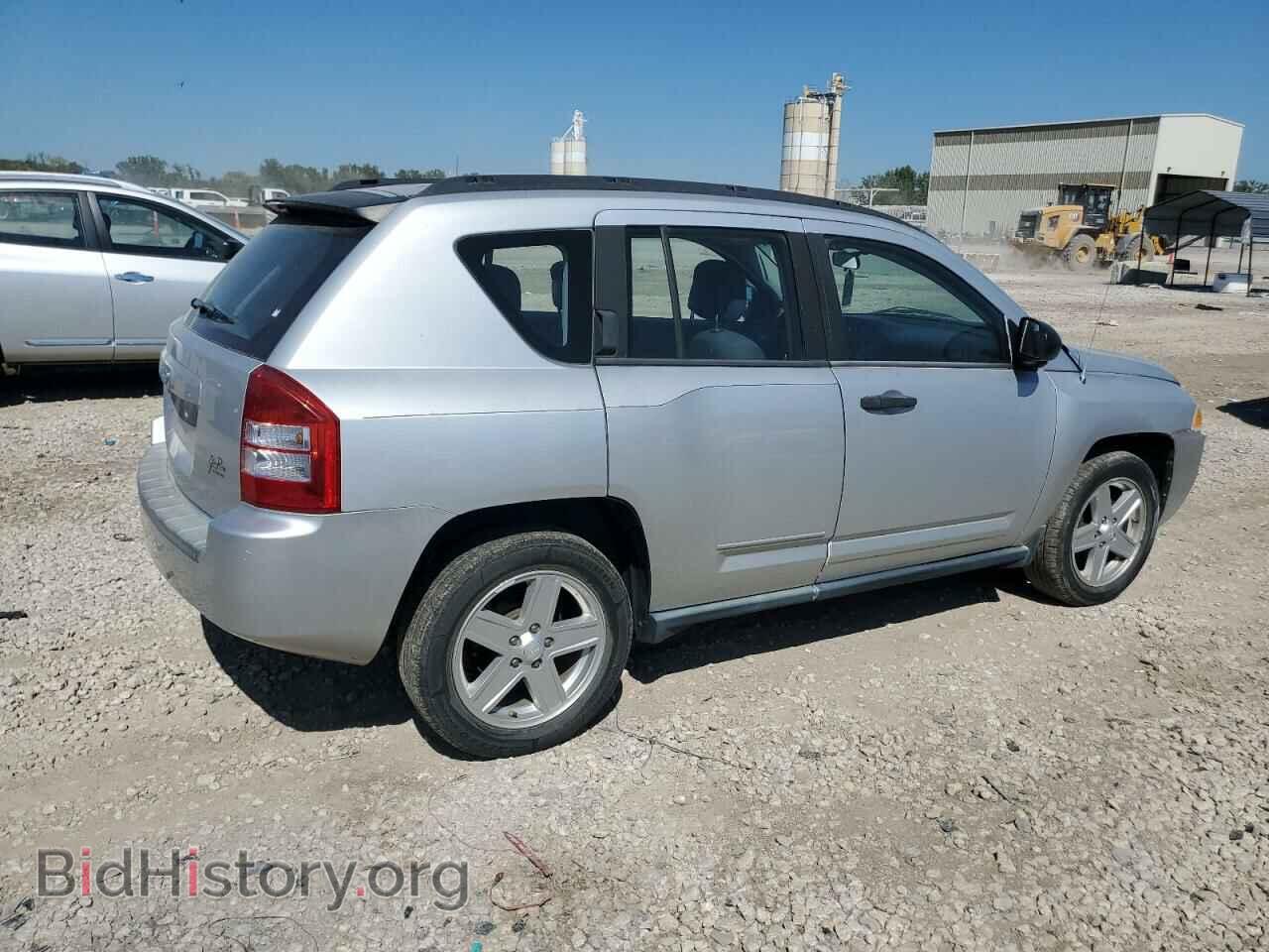 2010 JEEP COMPASS - VIN: 1J4NF4FB7AD649612 - Фото 3
