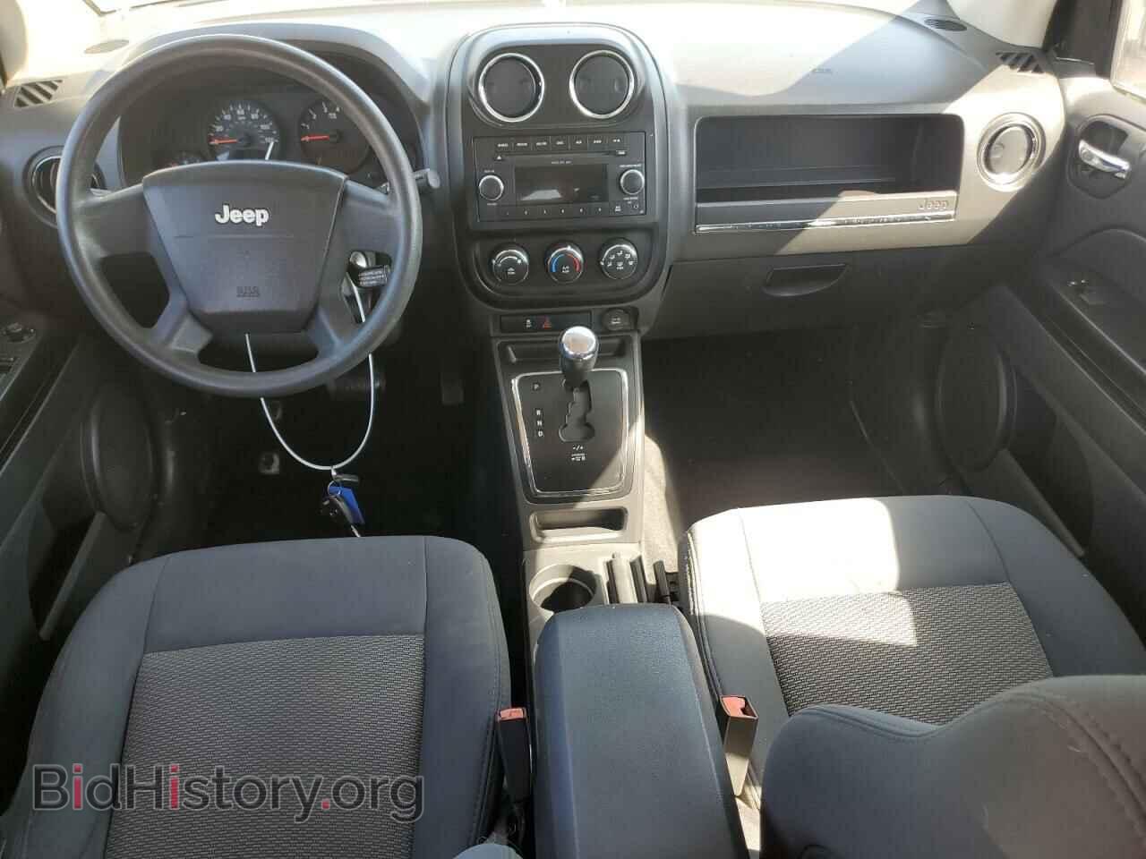 2010 JEEP COMPASS - VIN: 1J4NF4FB7AD649612 - Фото 8