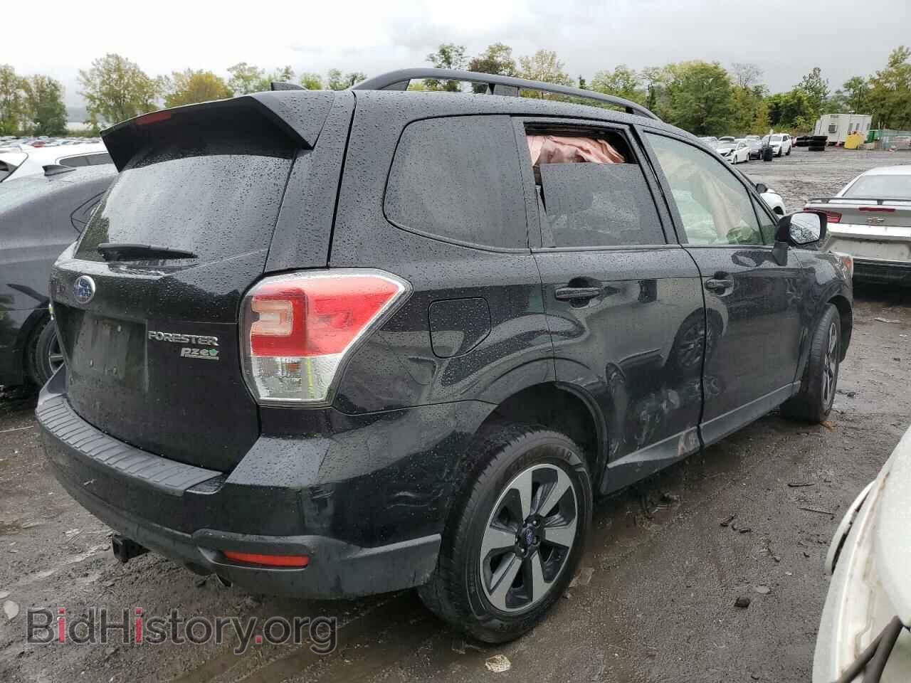 2017 SUBARU FORESTER - VIN: JF2SJAEC9HH576571 - Фото 3
