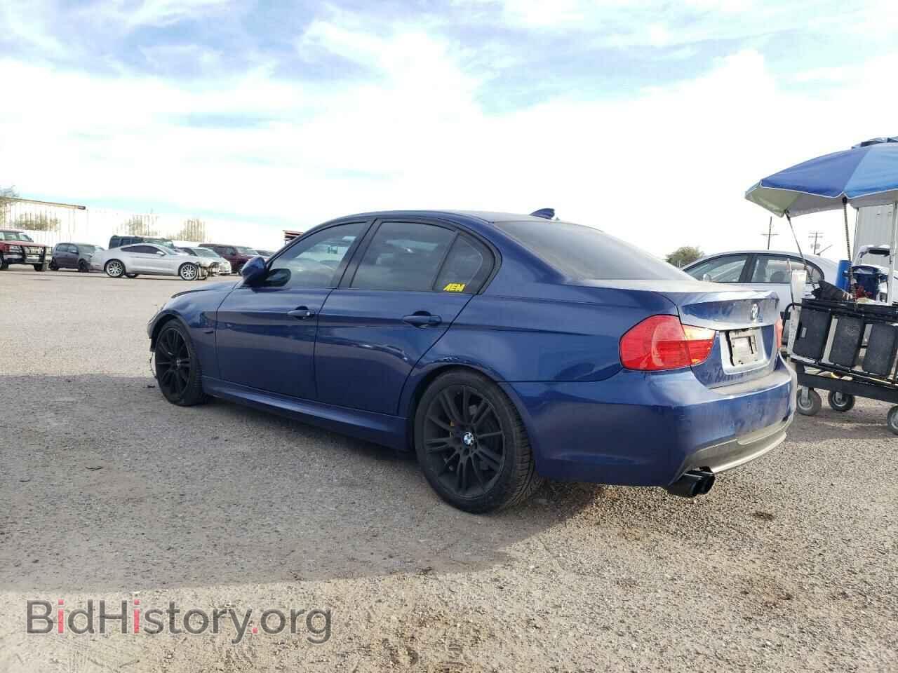 2011 BMW 3 SERIES - VIN: WBAPH7G5XBNN04026 - Фото 2