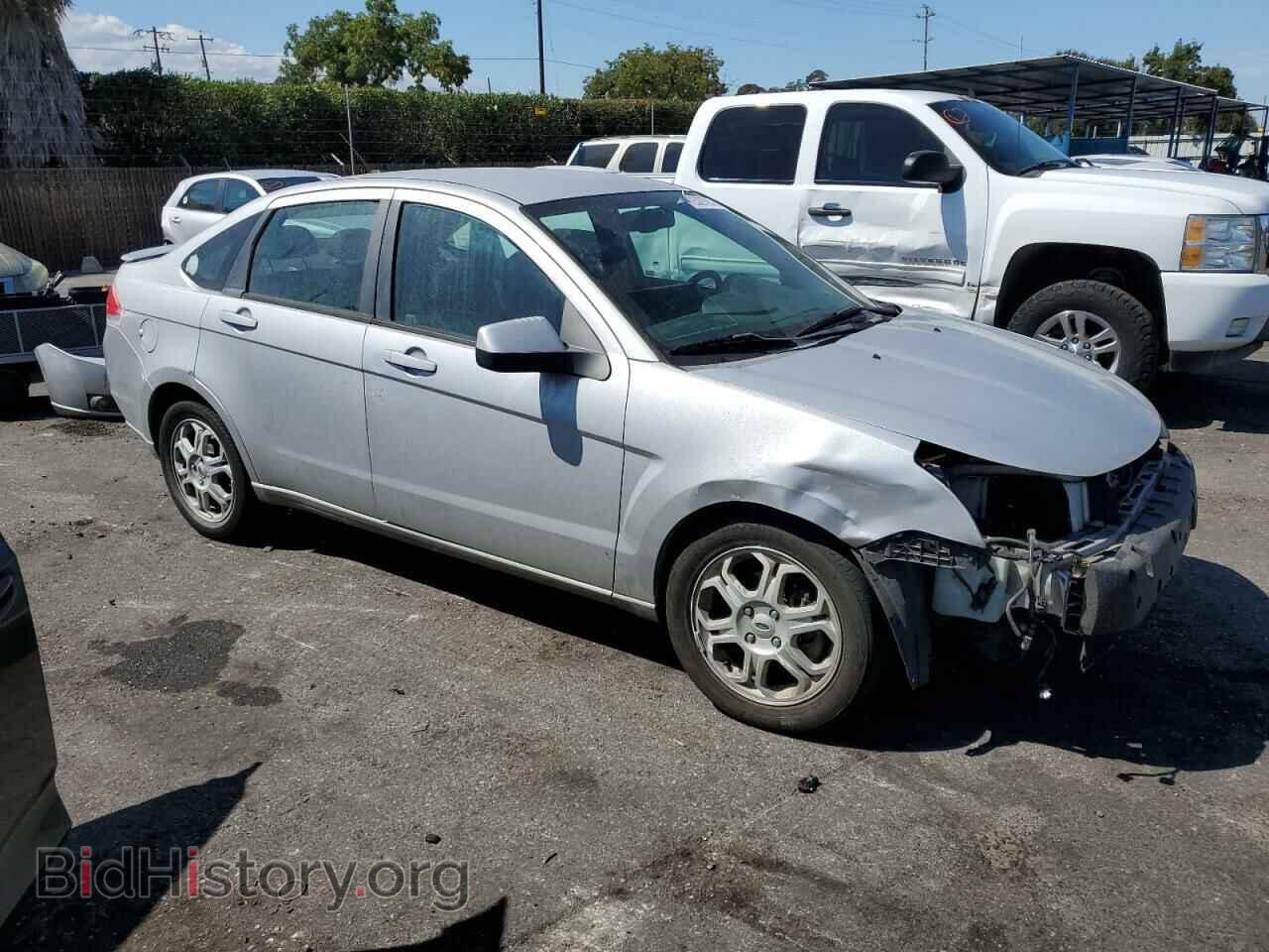 2009 FORD FOCUS - VIN: 1FAHP36NX9W188528 - Фото 4