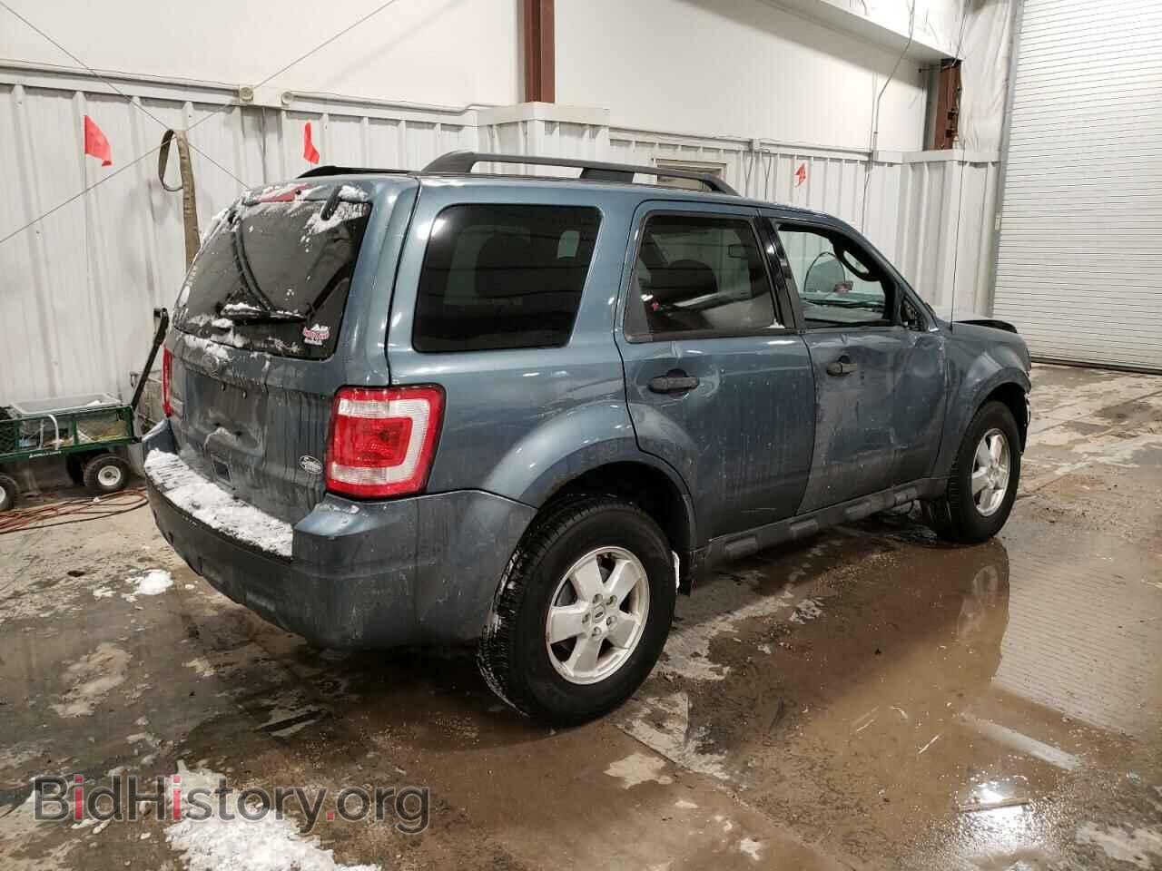 2011 FORD ESCAPE - VIN: 1FMCU0D77BKB44463 - Фото 3