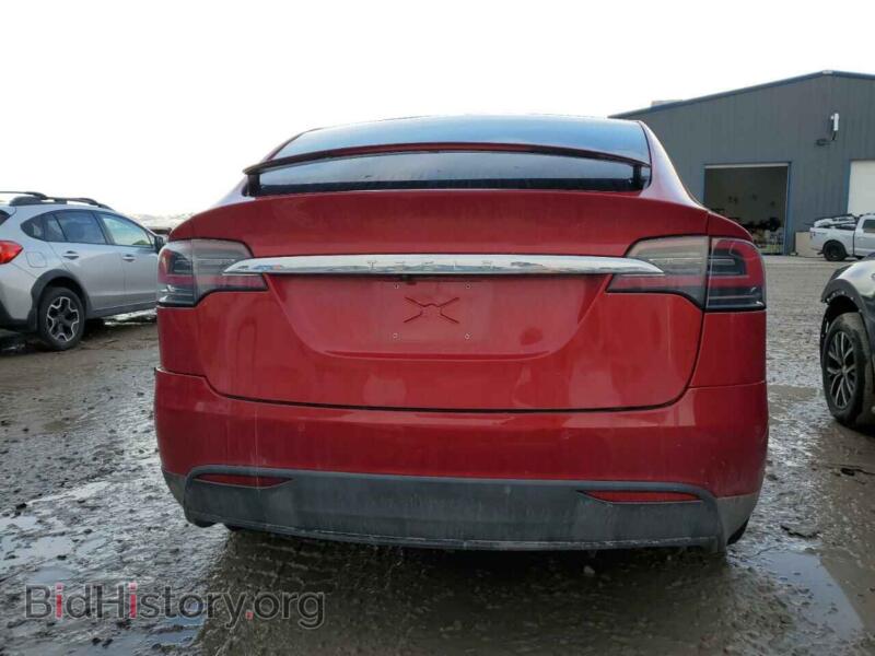 2016 Tesla MODEL X (VIN 5YJXCBE40GF005143) — фото 6 из 12