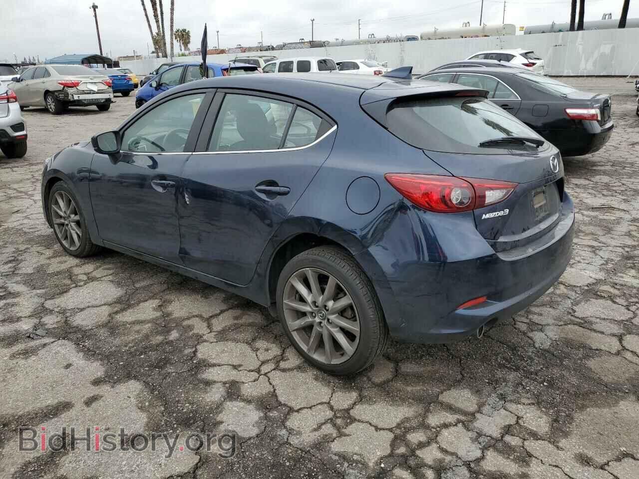 2018 MAZDA 3 - VIN: 3MZBN1L36JM229073 - Фото 2
