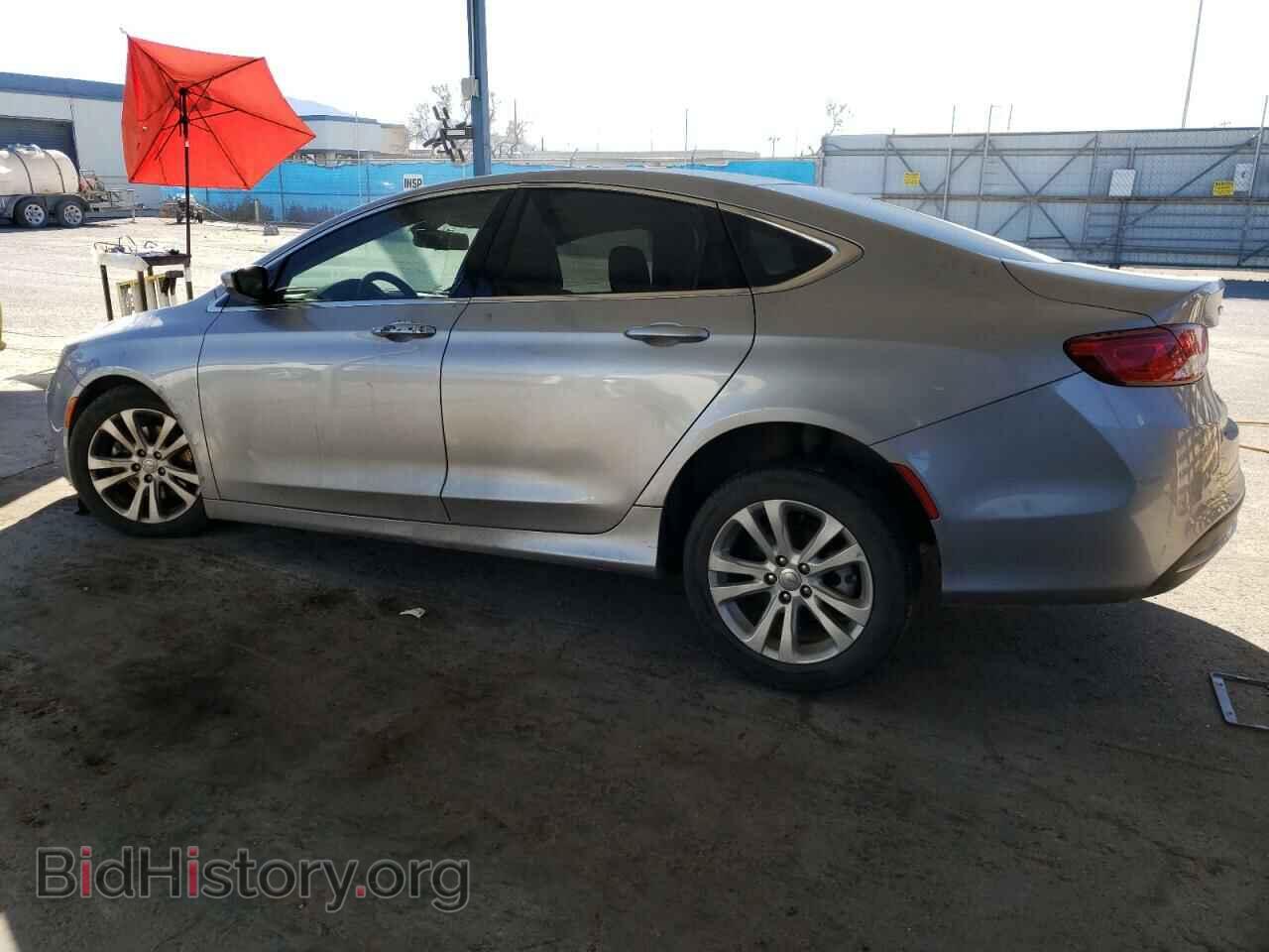 2016 CHRYSLER 200 - VIN: 1C3CCCAB8GN106851 - Фото 2