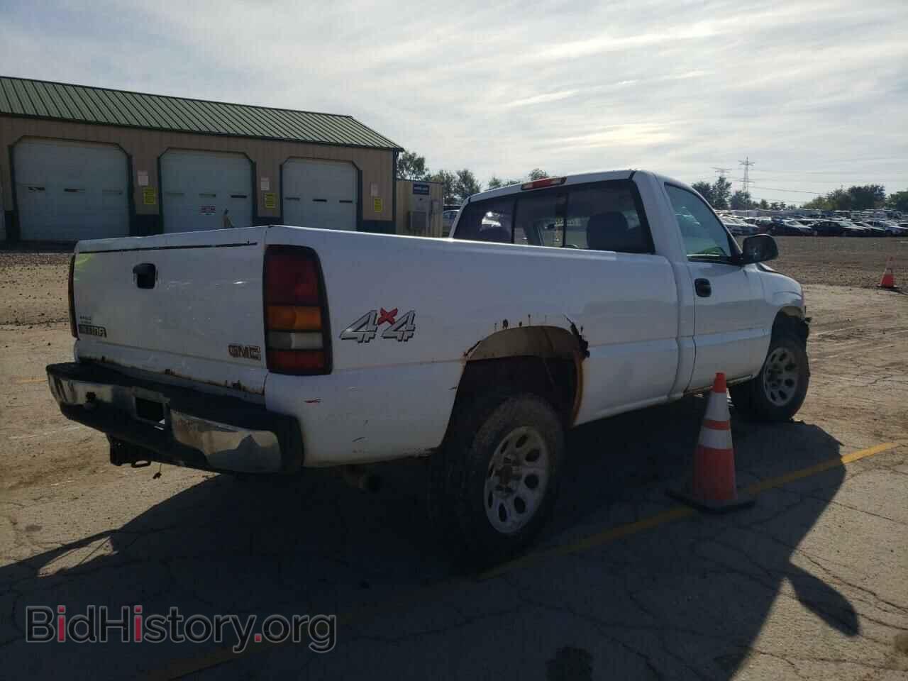 2007 GMC SIERRA - VIN: 3GTEK14V07G187824 - Фото 3