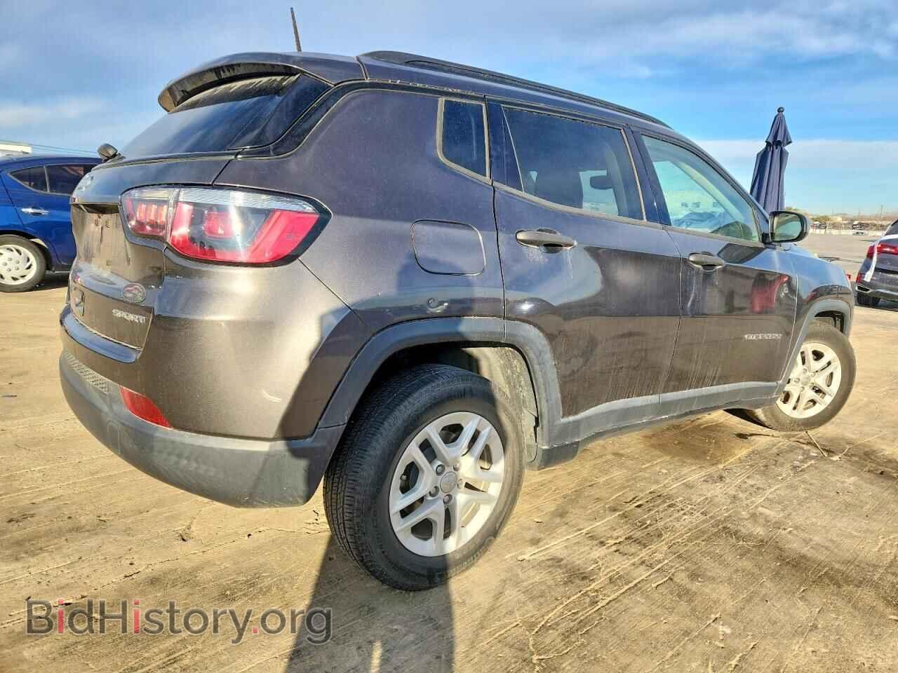2017 JEEP COMPASS - VIN: 3C4NJCAB7HT668543 - Фото 3