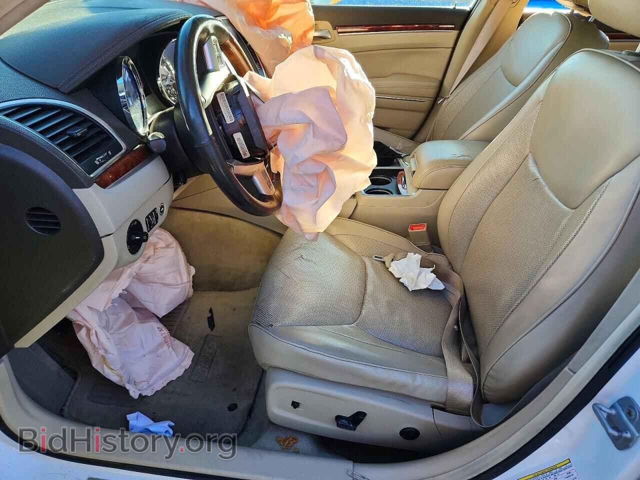 2011 CHRYSLER 300 - VIN: 2C3CA6CT1BH528362 - Фото 7