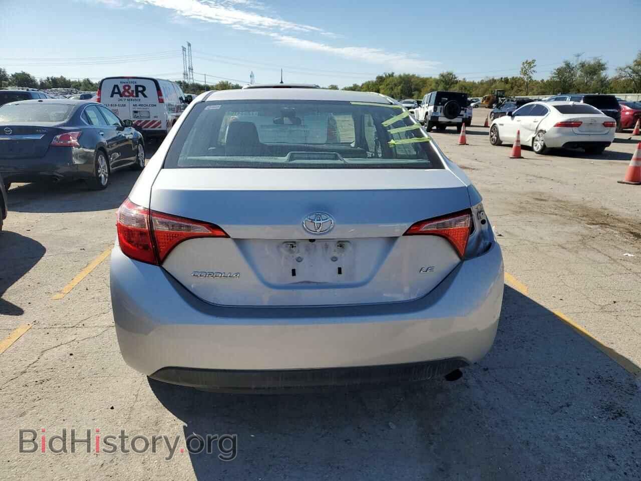 2017 TOYOTA COROLLA - VIN: 2T1BURHE2HC802410 - Фото 6