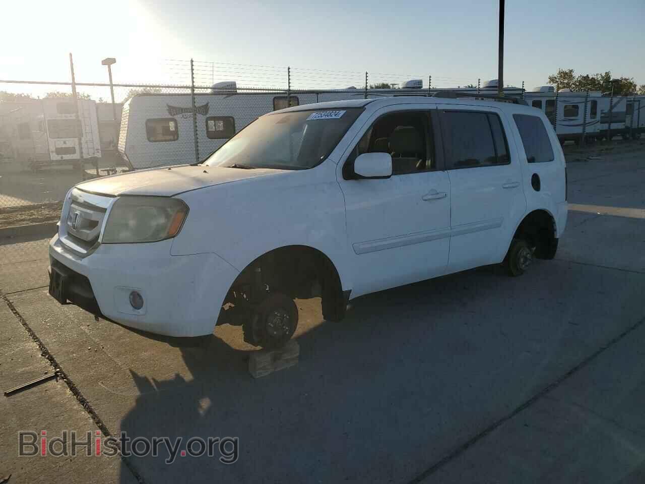 Photo 5FNYF3H47BB028862 - HONDA PILOT 2011