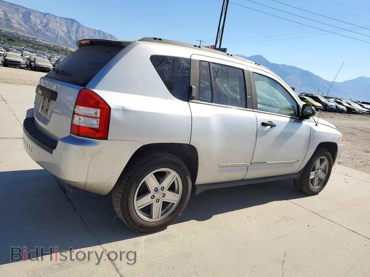 2009 JEEP COMPASS - VIN: 1J4FF47B79D210456 - Photo 3