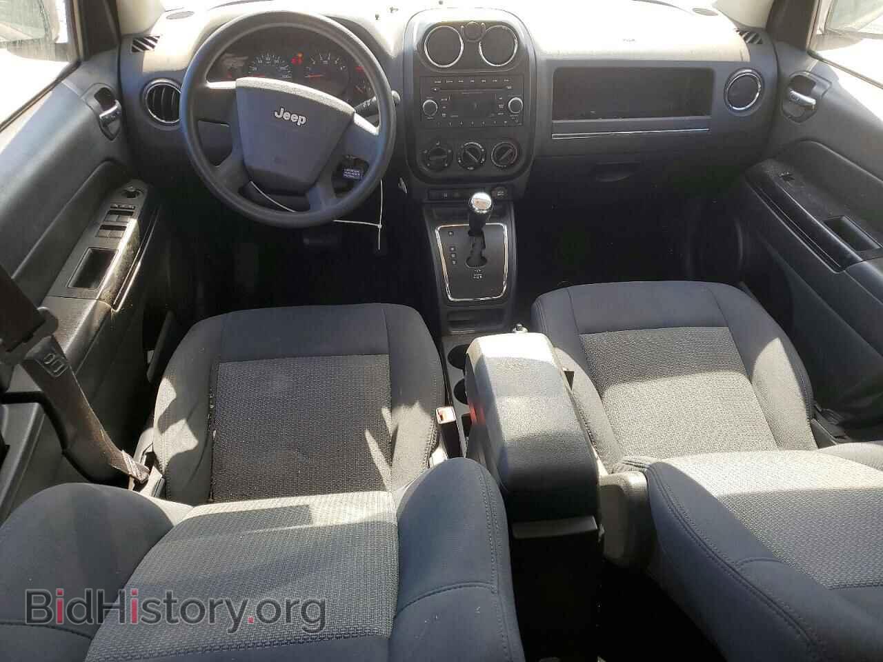 2009 JEEP COMPASS - VIN: 1J4FF47B79D210456 - Photo 8