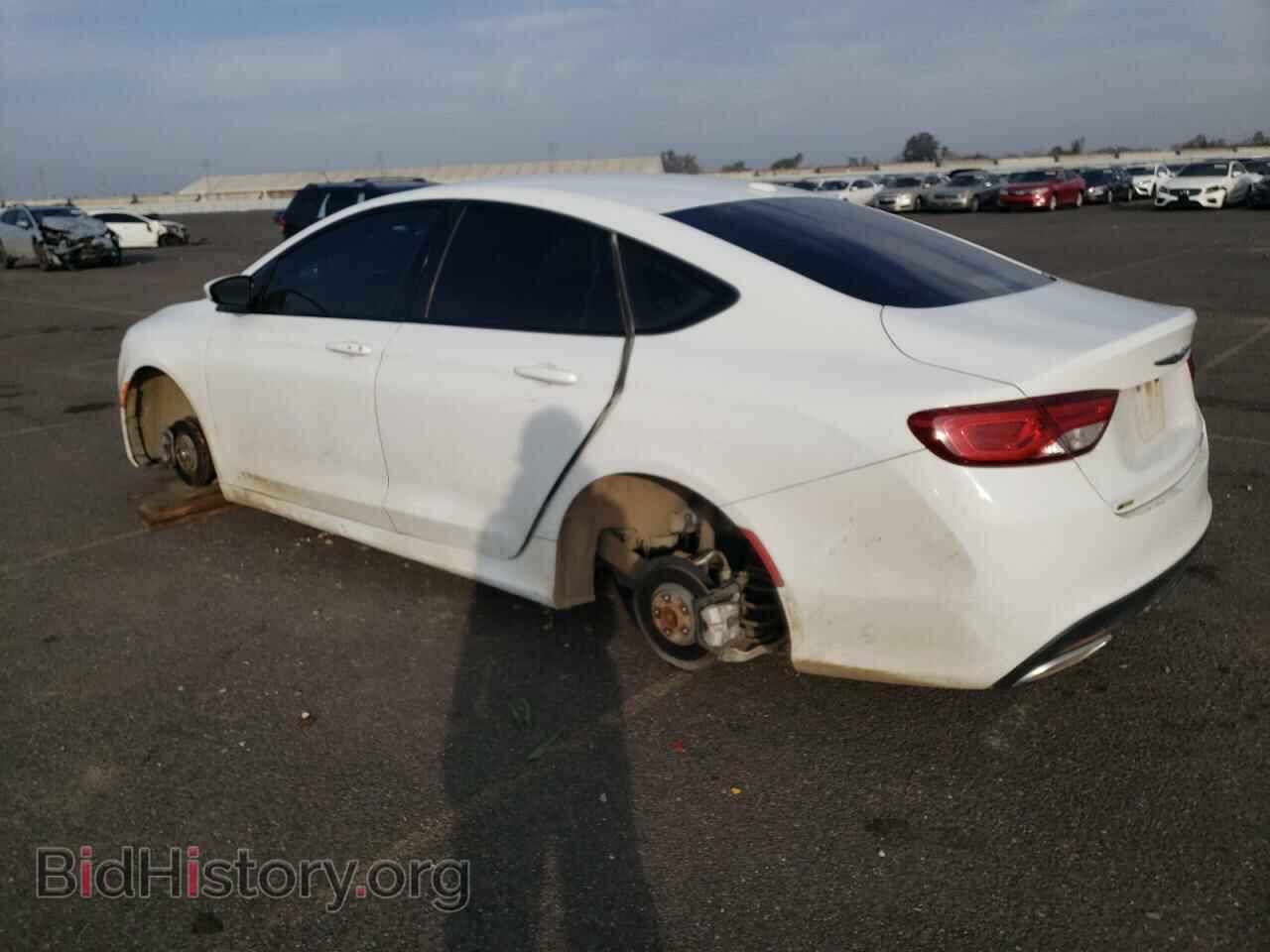 2015 CHRYSLER 200 - VIN: 1C3CCCBB0FN594903 - Фото 2