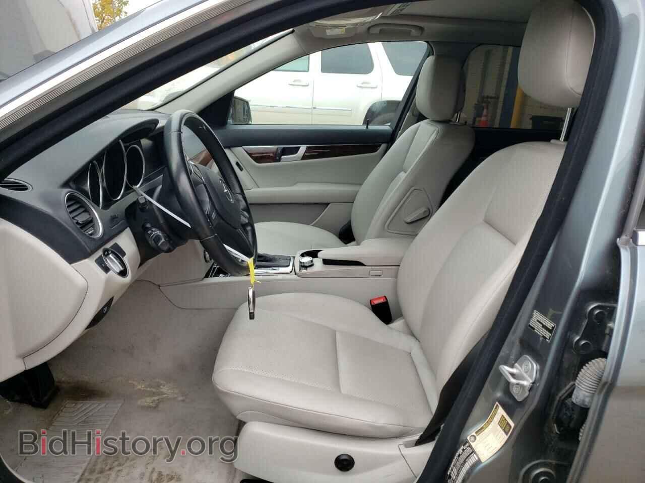 2012 MERCEDES-BENZ C-CLASS - VIN: WDDGF8BB1CA687911 - Фото 7