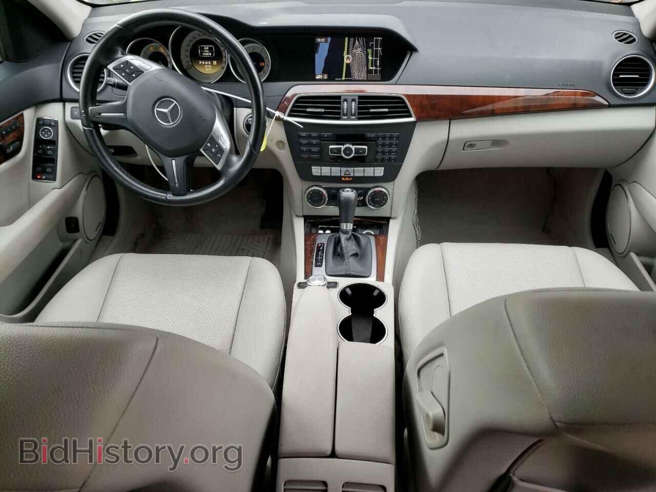 2012 MERCEDES-BENZ C-CLASS - VIN: WDDGF8BB1CA687911 - Фото 8