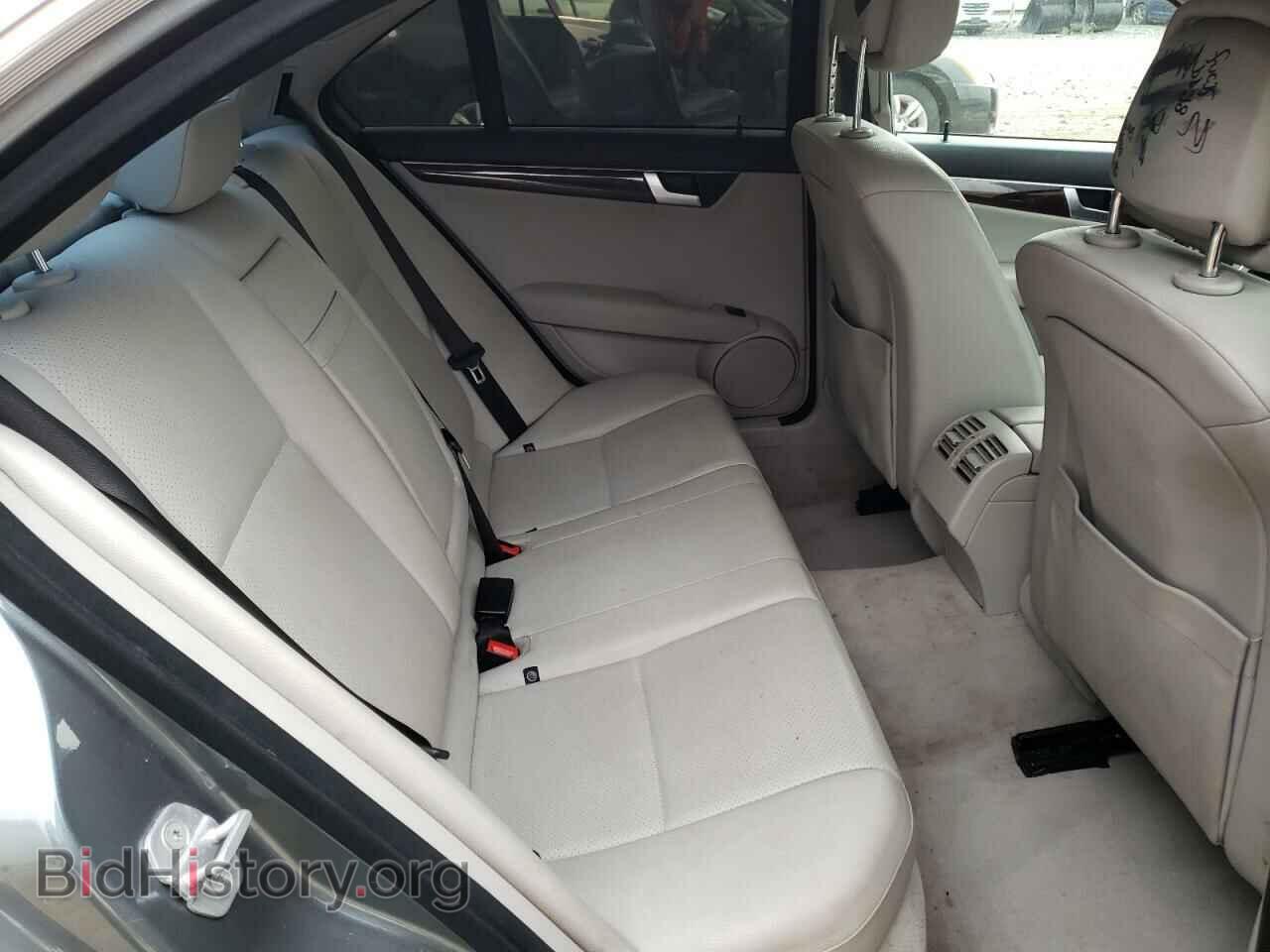 2012 MERCEDES-BENZ C-CLASS - VIN: WDDGF8BB1CA687911 - Фото 10