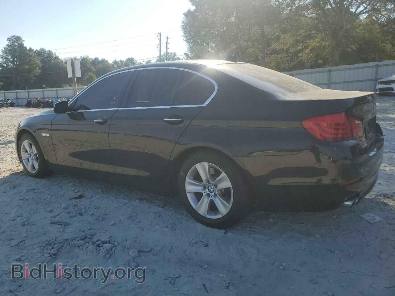 2011 BMW 5 SERIES - VIN: WBAFR1C57BDS35551 - Фото 2