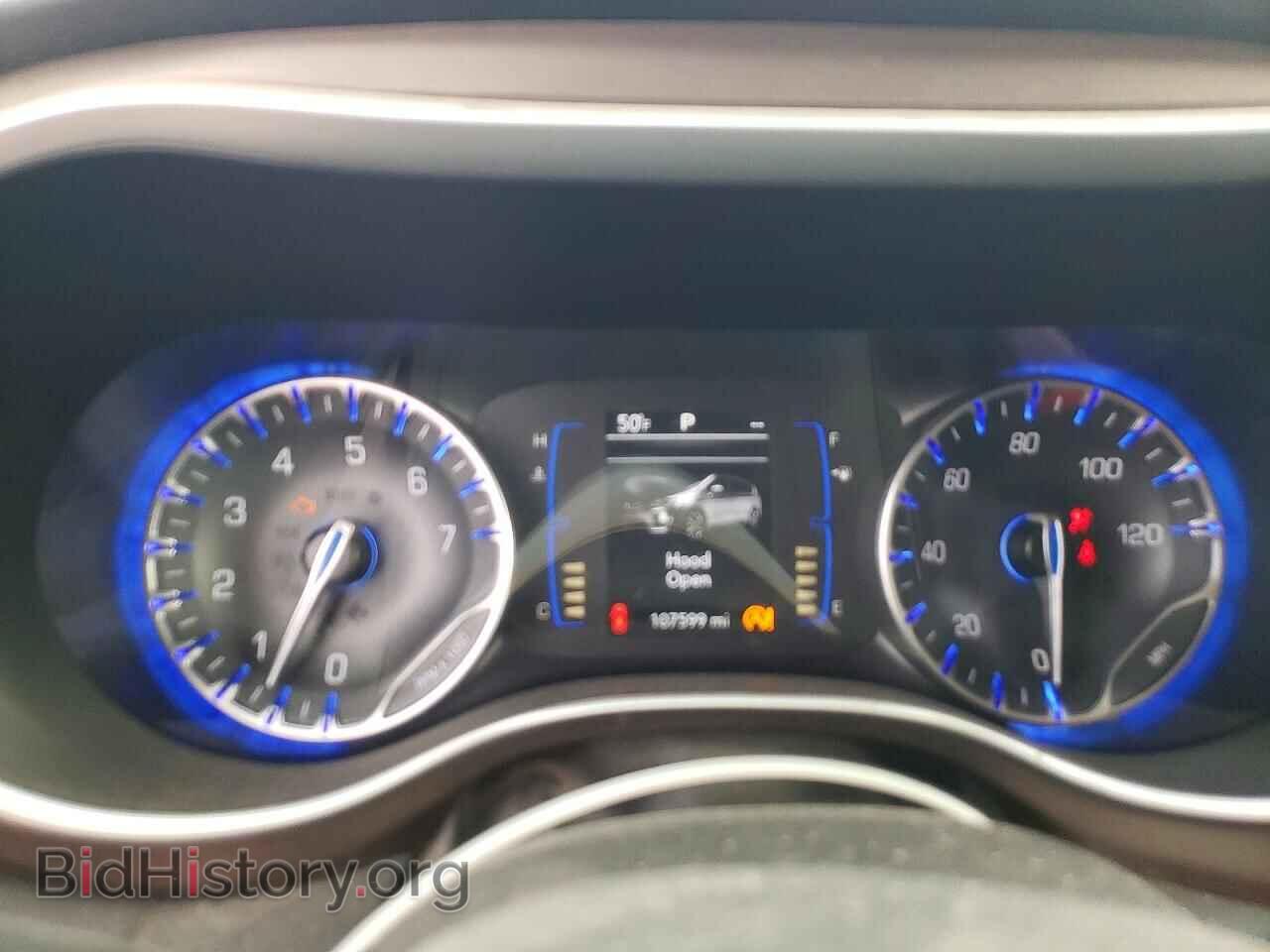 2018 CHRYSLER PACIFICA - VIN: 2C4RC1FG2JR278897 - Photo 9