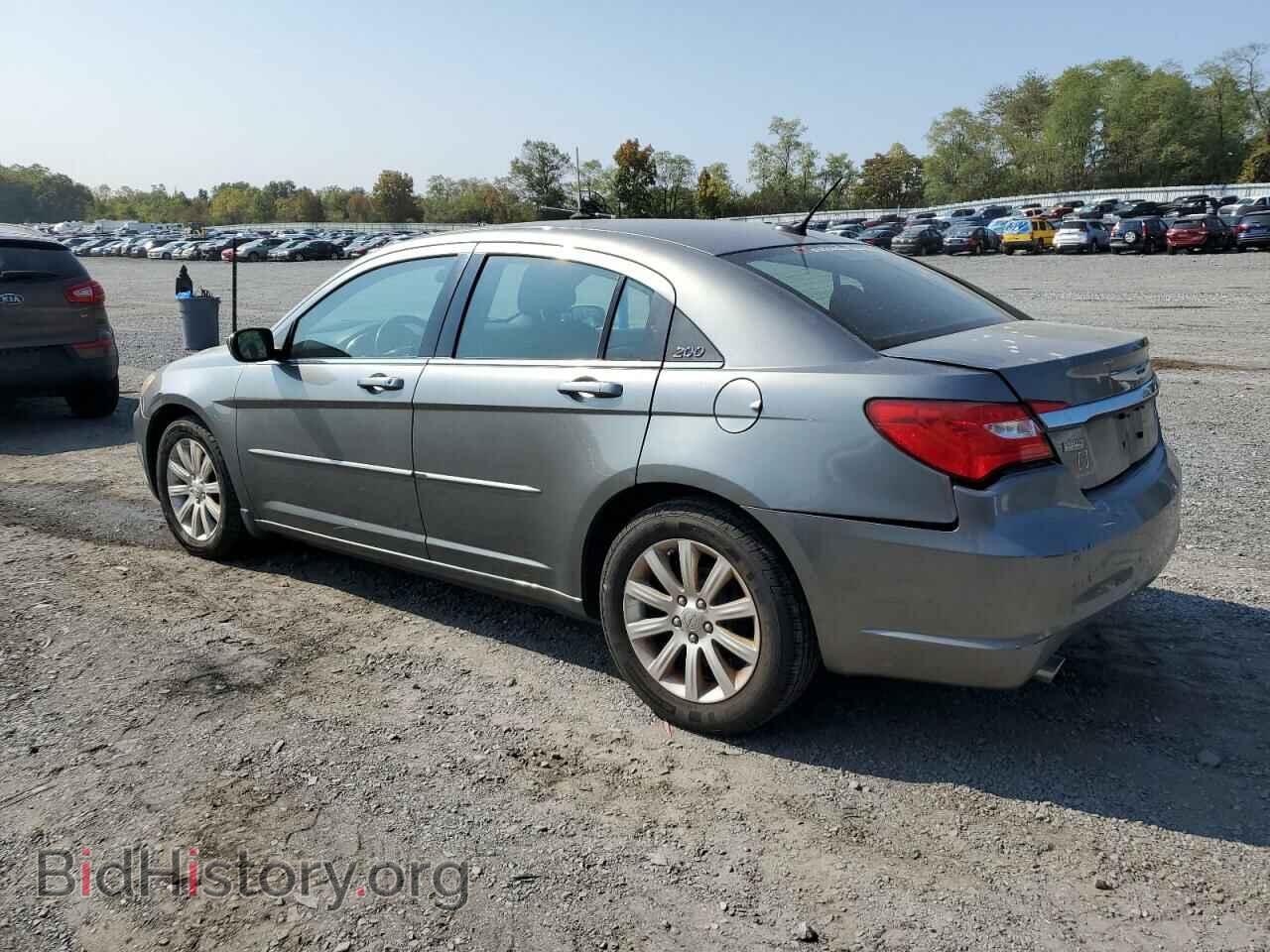 2013 CHRYSLER 200 - VIN: 1C3CCBBG4DN731912 - Фото 2
