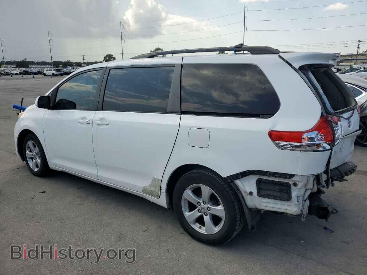 2011 TOYOTA All Models - VIN: 5TDKK3DC2BS170210 - Фото 2