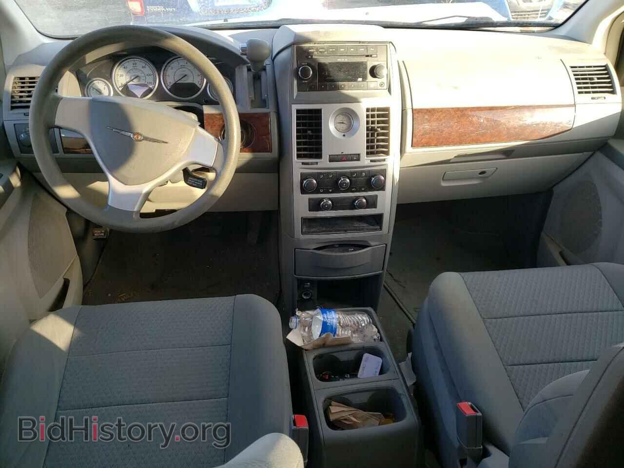 2010 CHRYSLER MINIVAN - VIN: 2A4RR4DE8AR240151 - Photo 8