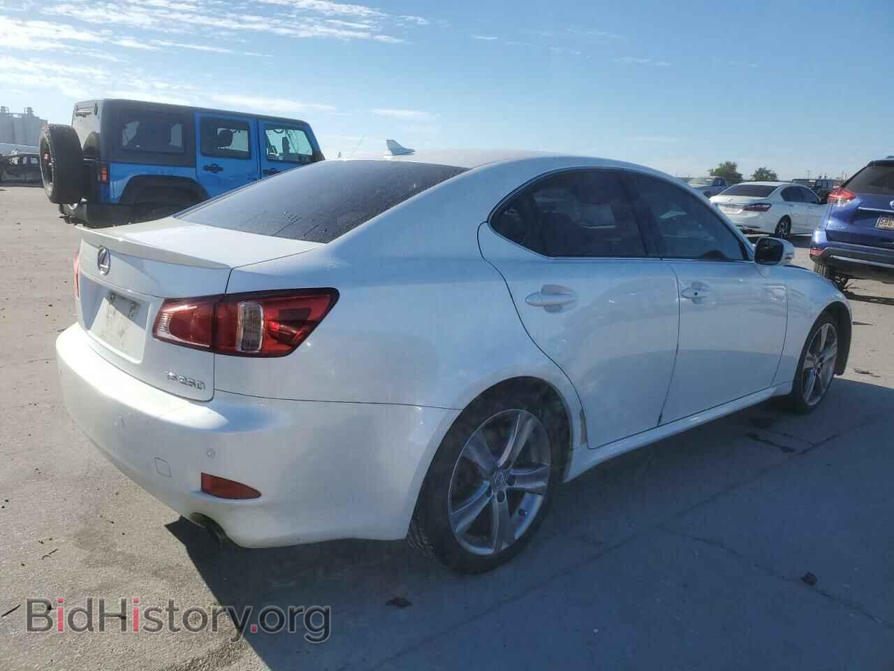 2011 LEXUS IS - VIN: JTHBF5C24B5150893 - Фото 3