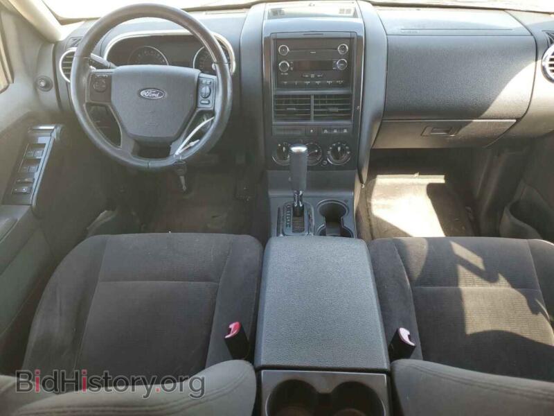 2010 Ford EXPLORER (VIN 1FMEU7DEXAUA70622) — фото 8 из 12