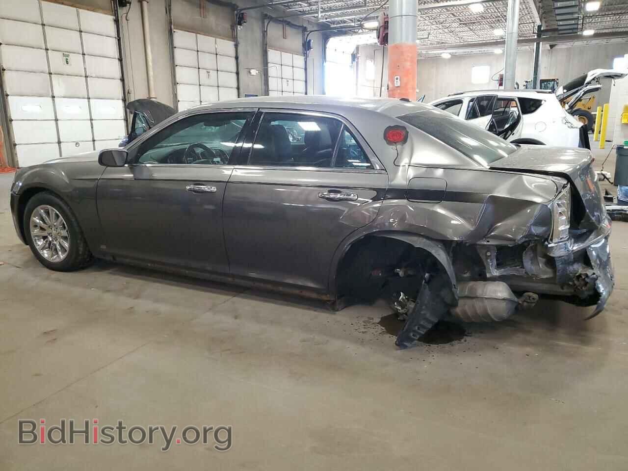 2012 CHRYSLER 300 - VIN: 2C3CCACG9CH198102 - Фото 2
