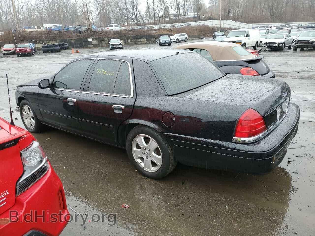 2011 FORD CROWN VIC - VIN: 2FABP7EV2BX165897 - Фото 2