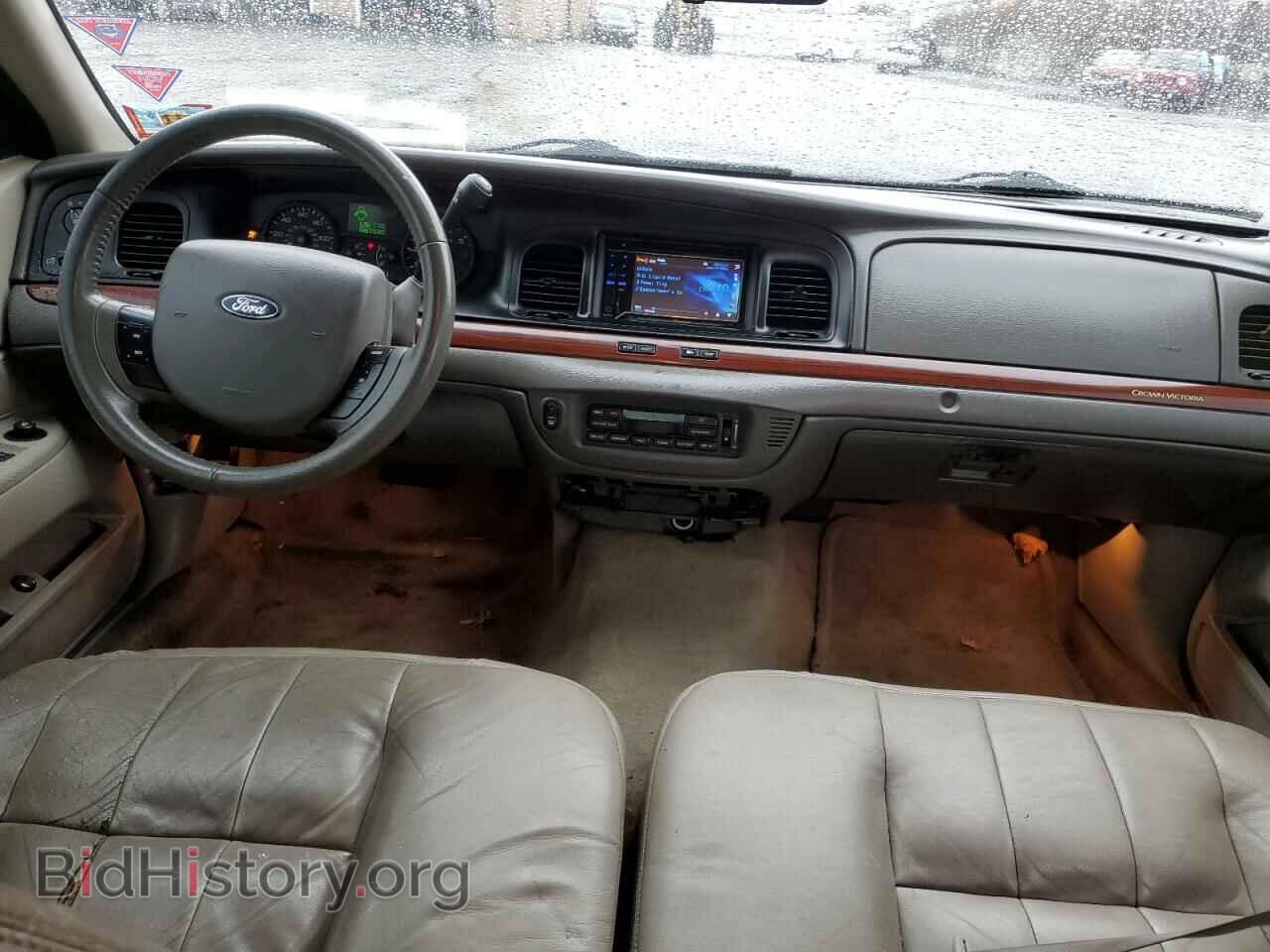 2011 FORD CROWN VIC - VIN: 2FABP7EV2BX165897 - Фото 8