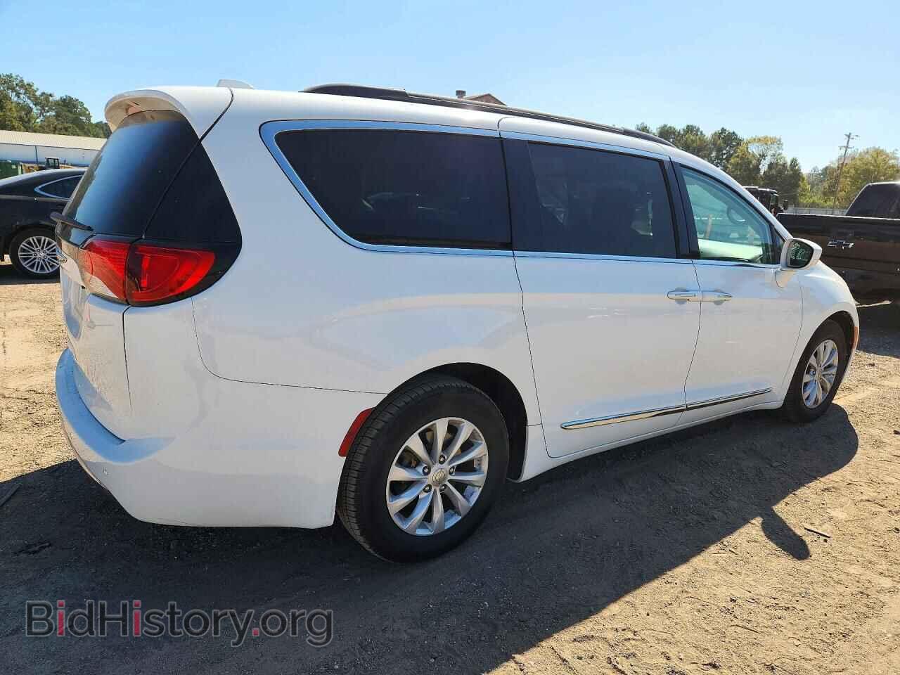 2017 CHRYSLER PACIFICA - VIN: 2C4RC1BG6HR634073 - Photo 3